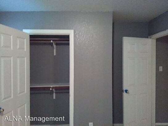 4th image of 3229 Hanger Ave