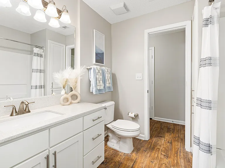 Reserve at Park Place Apartment Homes — Photo 8