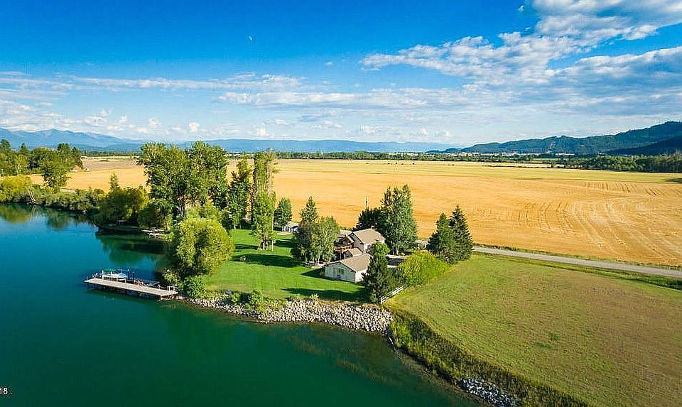 Privacy, wheat and views.