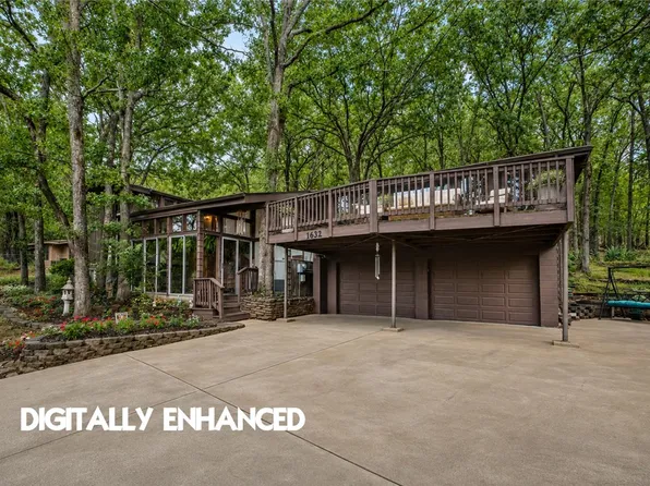 1632 E 5th St, Fayetteville, AR 72701