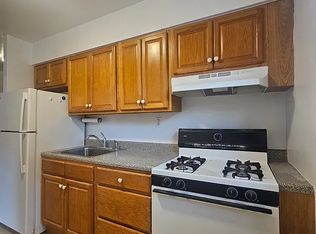 31-44 43rd St #1E, Astoria, NY 11103