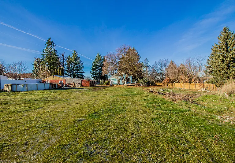 923 S Progress Rd — Photo 20