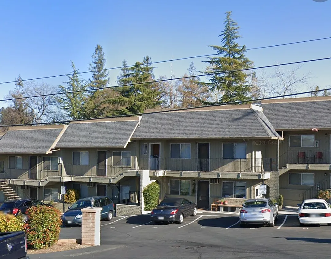 2 bed, 850 sqft, $1,650 — Photo 1