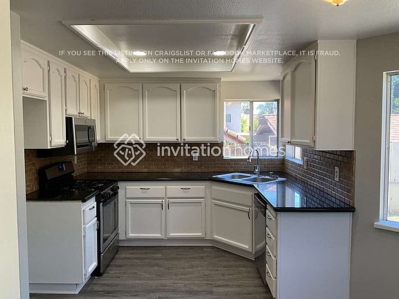 5th image of 1731 La Manzana Ln