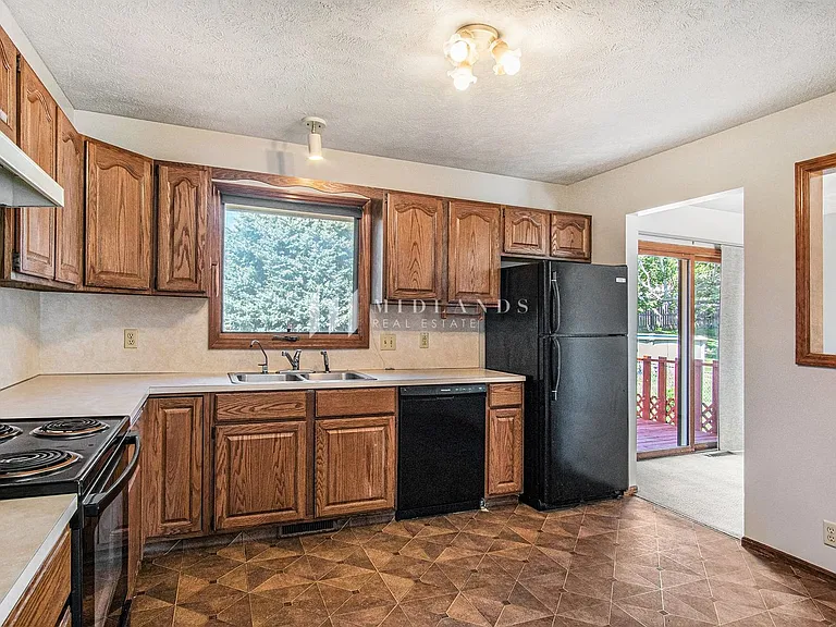 13946 Arbor Cir — Photo 6