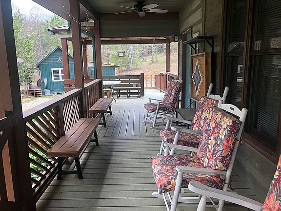 2nd image of 92 Ox Bow Ln