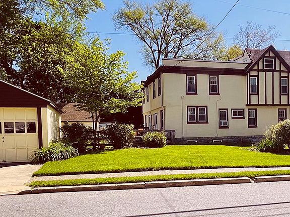 4th image of 83 E Essex Ave