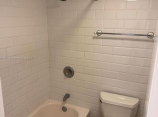 301 Michigan Ave APT 202, Miami Beach, FL 33139