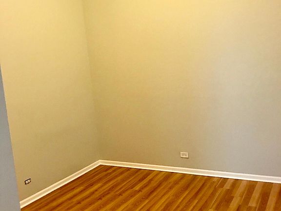 5th image of 1812 S Throop St #1F