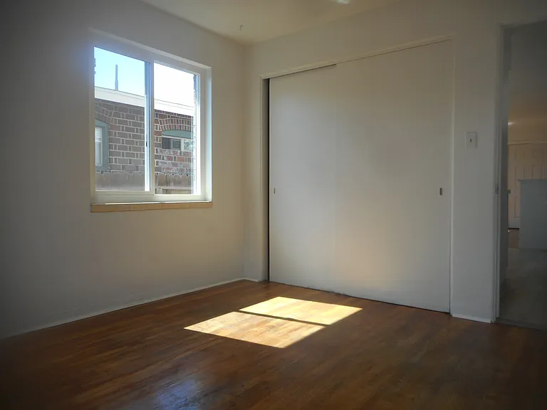 1559 G St — Photo 12