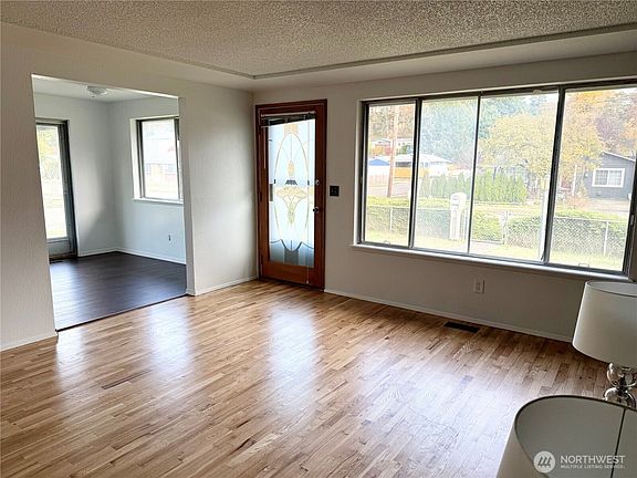 4th image of 7202 S Wapato Street
