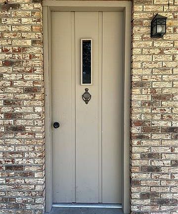 3rd image of 2001 Cypress St