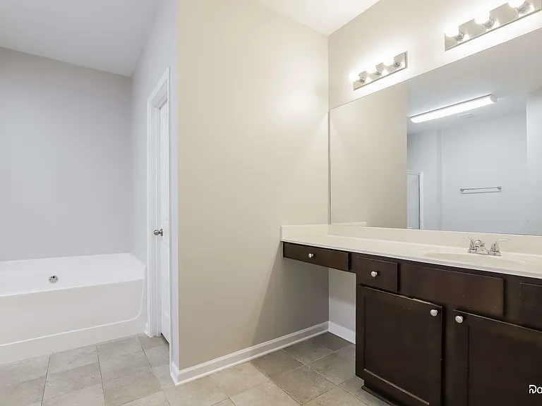 4123 SW Box Elder Path — Photo 11