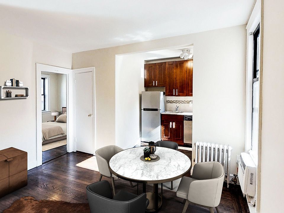 2nd image of 4712 45th St APT 3F