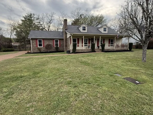 303 Carlton Pl, Goodlettsville, TN 37072