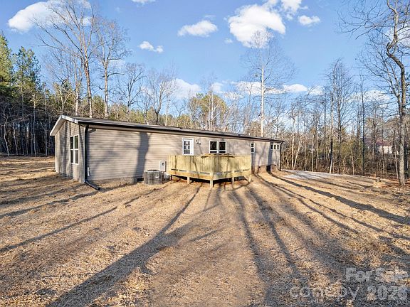 5th image of 876 Tiney Rd