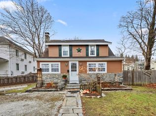 189 Housatonic St, Lee, MA 01238