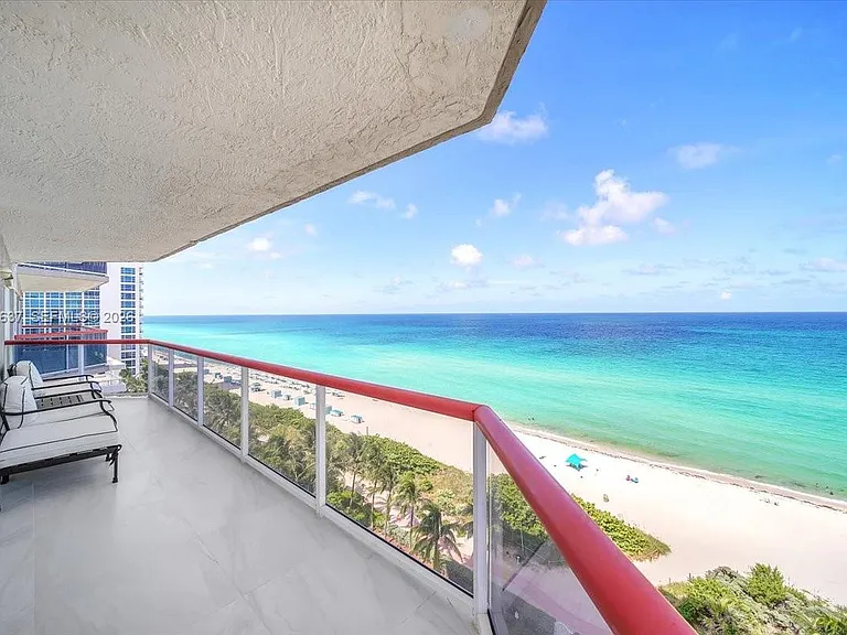 6767 Collins Ave #1110 — Photo 27