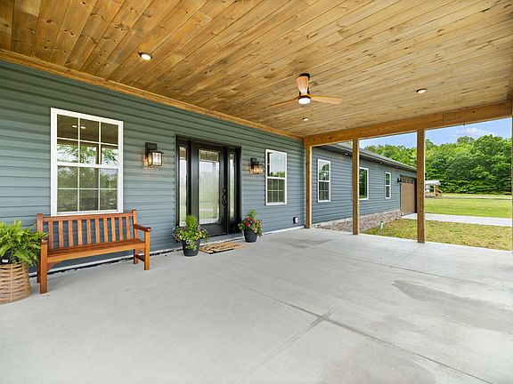 5th image of 236 Whitaker Rd