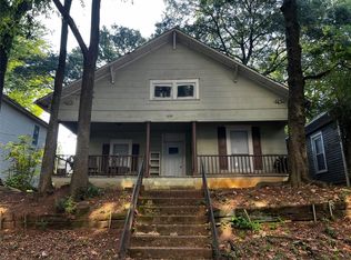 1059 Hampton St NW, Atlanta, GA 30318