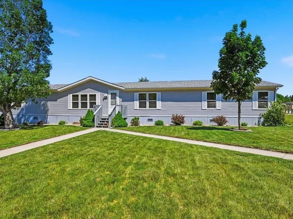 1210 Foothills Dr, Spearfish, SD 57783