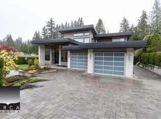 392 Moyne Dr, West Vancouver, BC V7S1J5