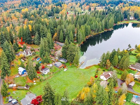 Drone footage of Lake McDonald. 
