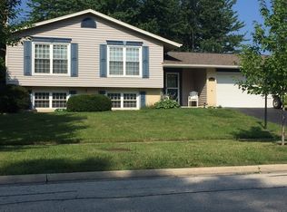 3920 Winston Dr, Hoffman Estates, IL 60192