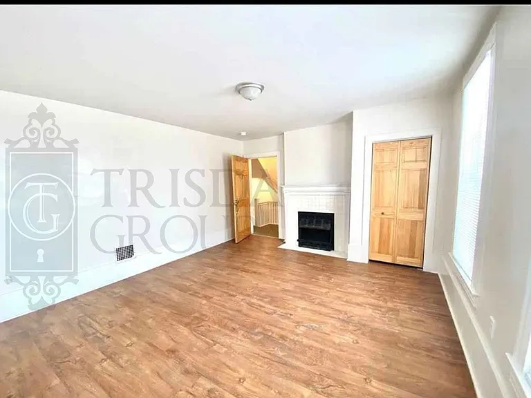 18 Bradford Ave — Photo 22