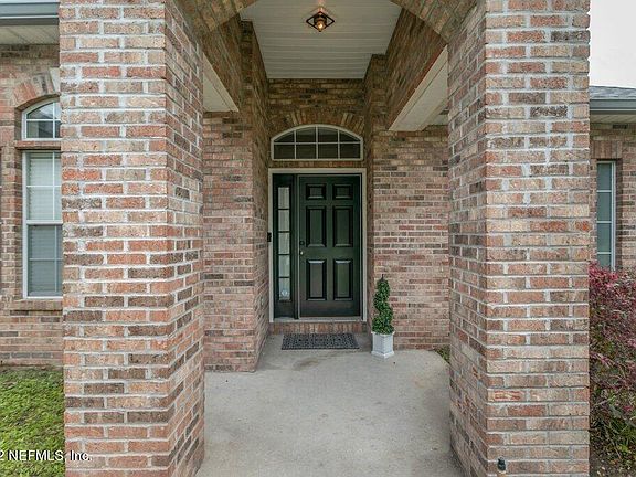 3rd image of 6961 Rapid River Dr W