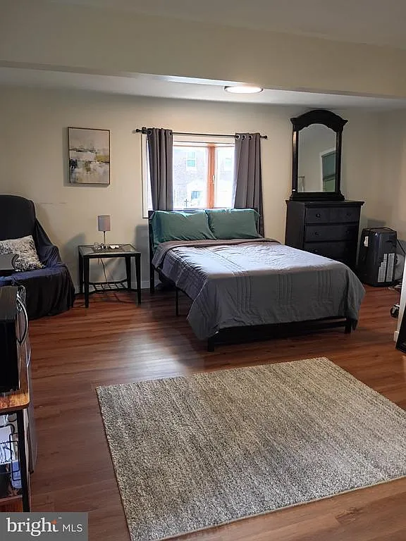 2 bed, 2.0 bath, 1110 sqft, $2,100 — Photo 3