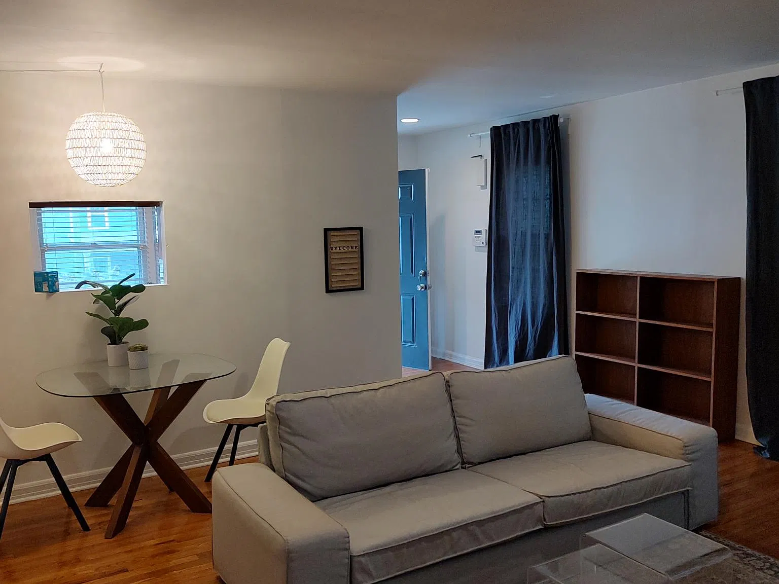 2 bed, 900 sqft, $1,500 — Photo 4