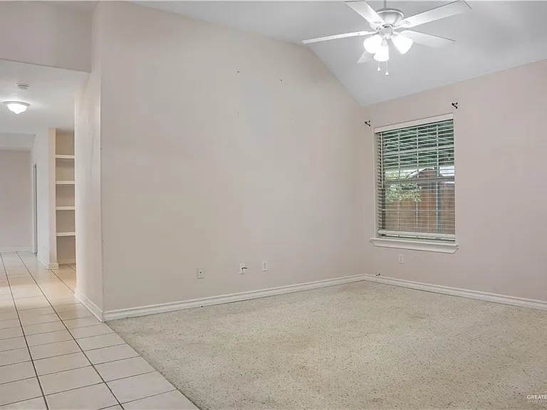 2212 Lilly Cove Dr — Photo 16