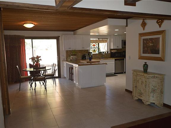 3rd image of 1031 Mount Whitney Dr