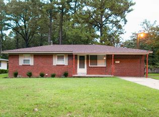 9201 Oak Grove Ln, Little Rock, AR 72209