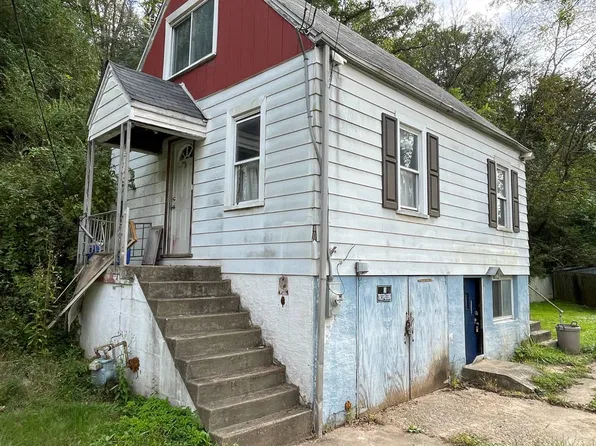 4432 Big Tyler Rd, Charleston, WV 25313