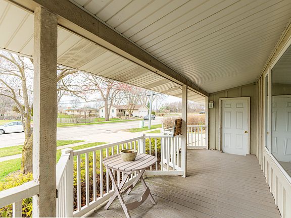 4th image of 2120 Monticello Dr