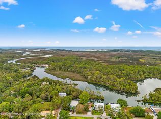 8125 River Point Dr, Weeki Wachee, FL 34607