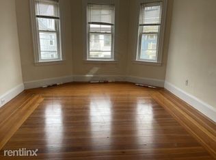 25 Gold Star Rd, Cambridge, MA 02140