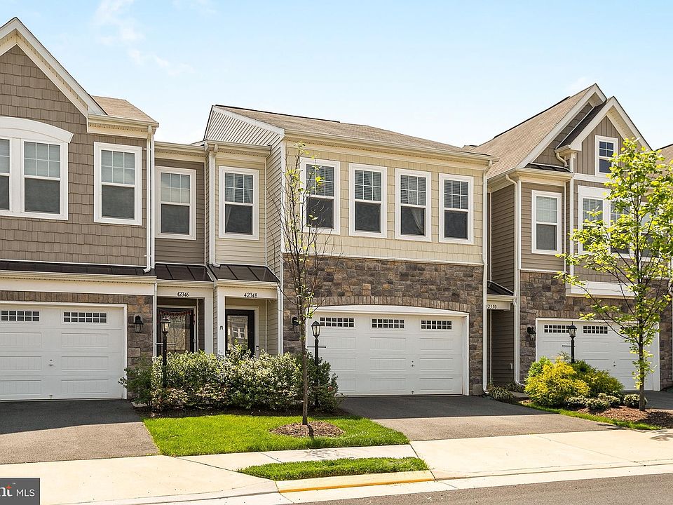 1st image of 42348 Benfold Sq