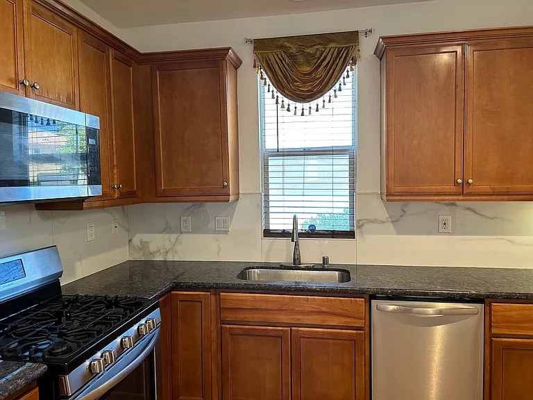 31750 Paseo De Castaic — Photo 14
