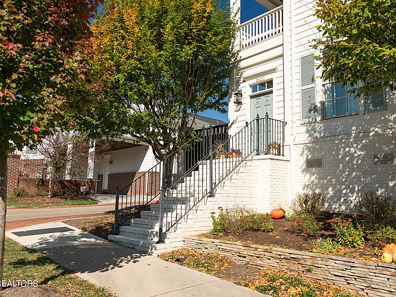 4th image of 1620 Mystic St