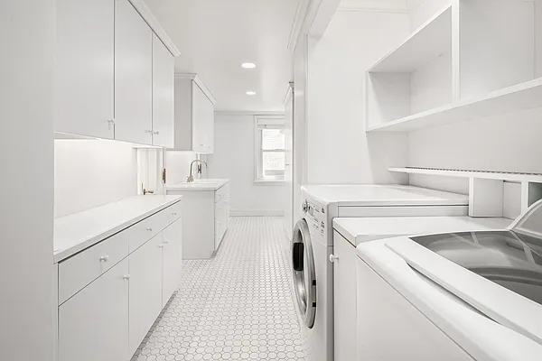 Rented by Douglas Elliman | media 15