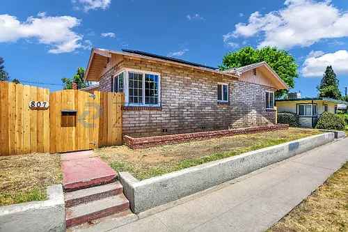 807 E Shields Ave #807 Photo 1 807 E Shields Ave #807 Photo 1