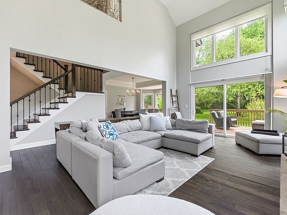 5th image of 1398 Medinah Dr