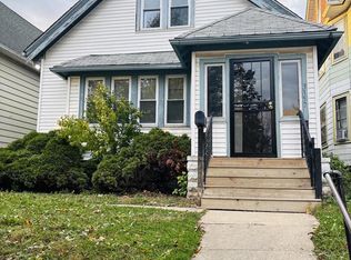 3157 N 15th St, Milwaukee, WI 53206