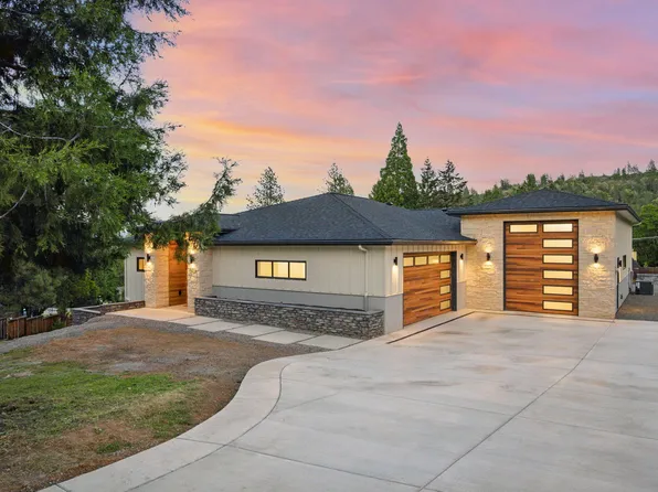 913 Granite Ridge Cir, Jacksonville, OR 97530