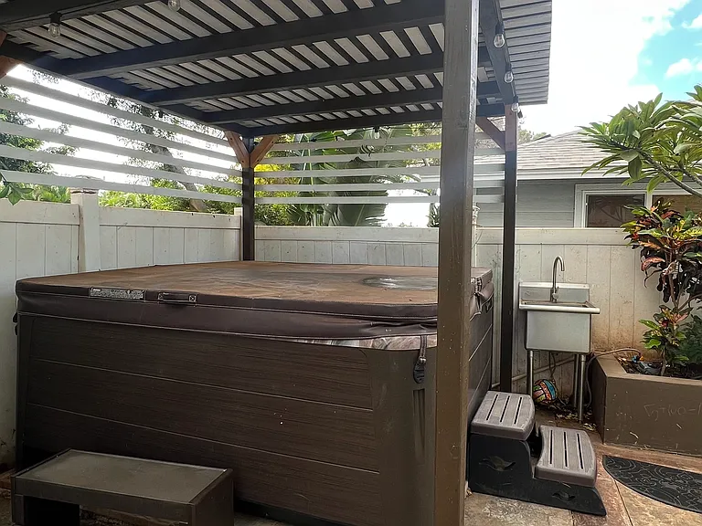 Kawailani Cir — Photo 23