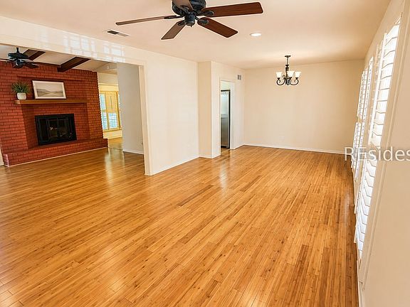 4th image of 3000 Dogwood St