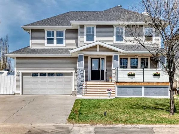 22 S Moe Ave NW, Rocky View County, AB T0J 1X2